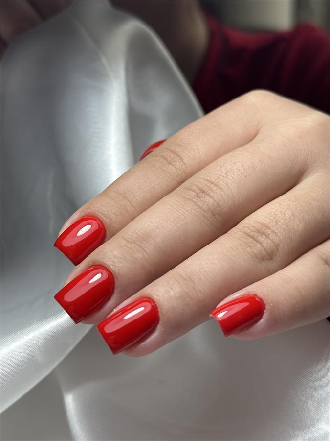 Lumi Nails letisztult köröm